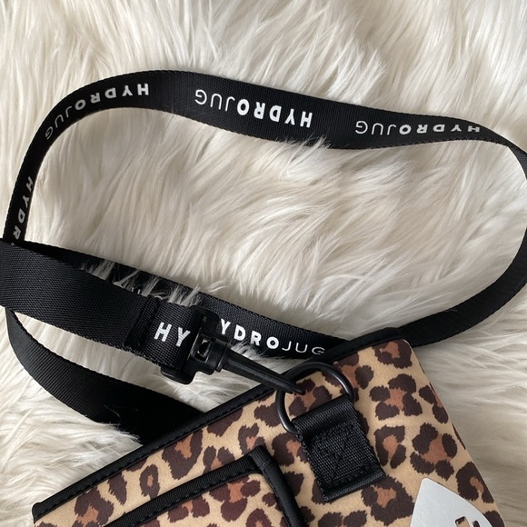 Hydro jug leopard print drink cup holder - Picture 6 of 11